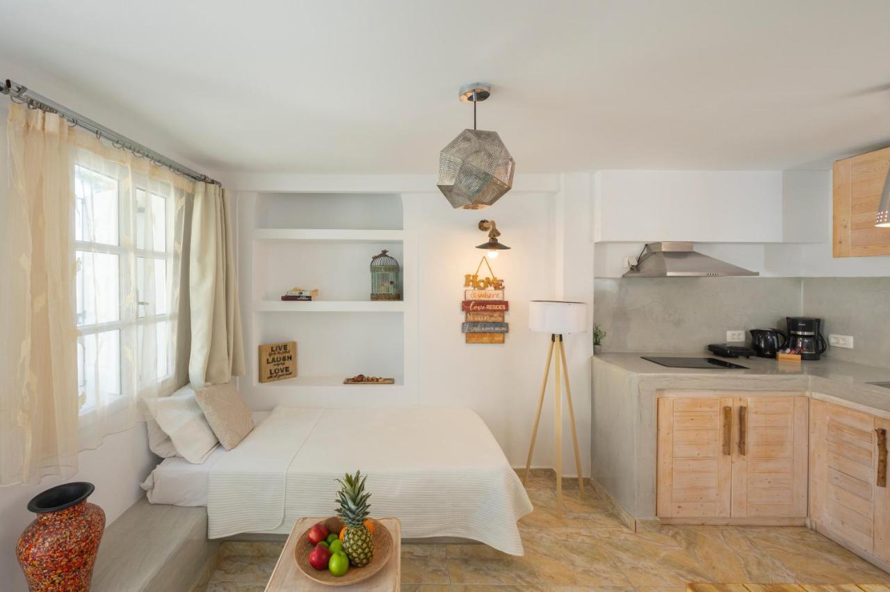 Loukas & Emma Eco Houses Perissa  Buitenkant foto