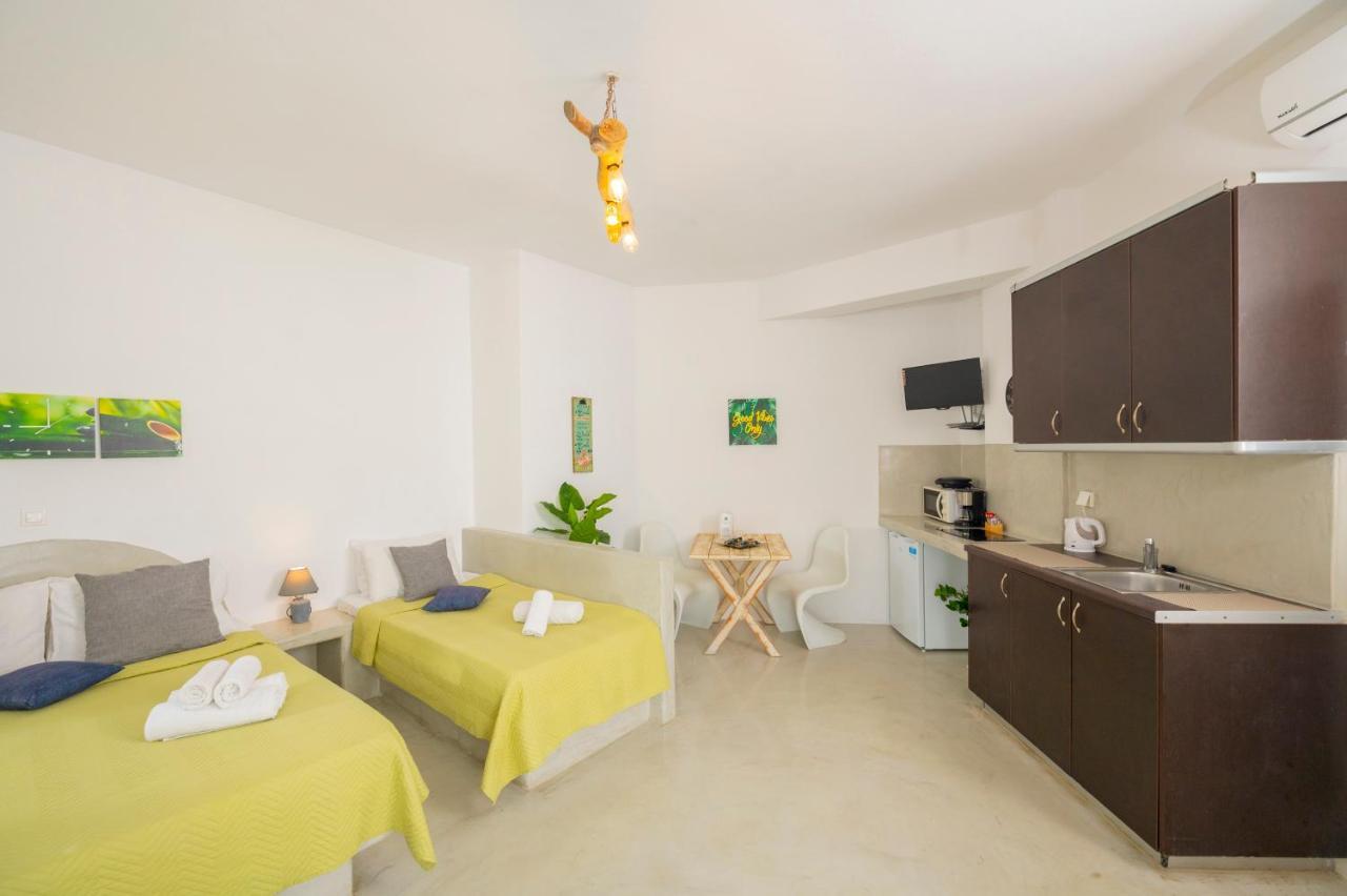 Loukas & Emma Eco Houses Perissa  Buitenkant foto